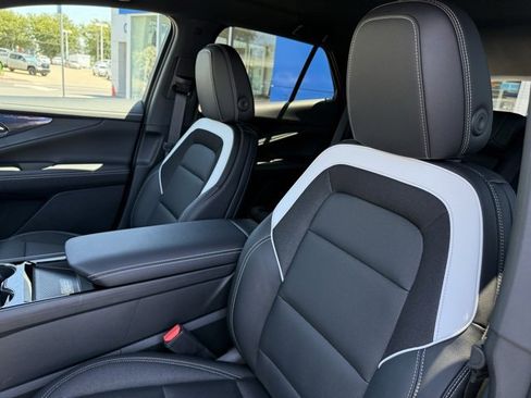 New 2025 Chevrolet Blazer EV LT image 12