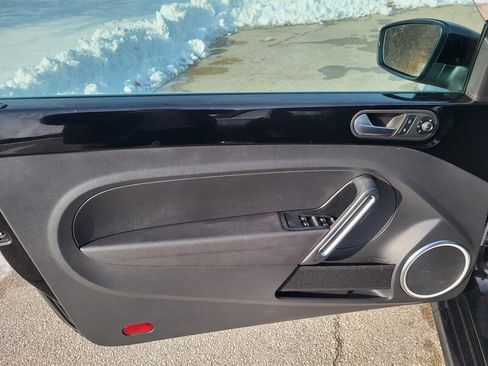 Used 2016 Volkswagen Beetle 1.8T SE image 22