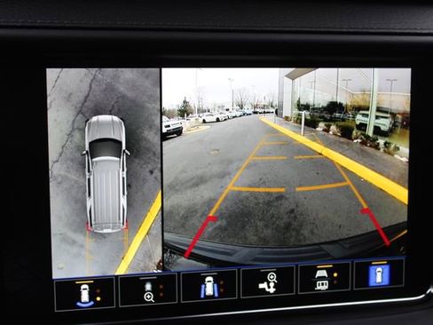 Used 2024 GMC Yukon Denali image 19