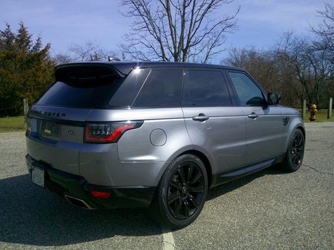 Used 2021 Land Rover Range Rover Sport HSE Silver Edition image 18