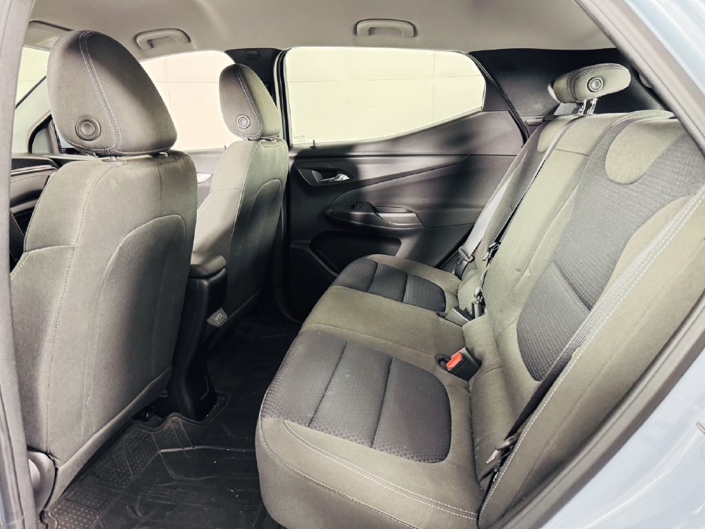 Used 2023 Chevrolet Bolt EUV LT FWD image 20