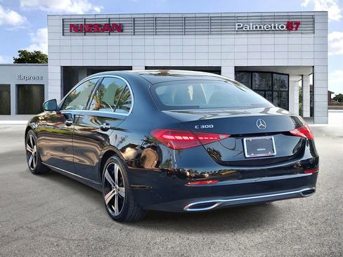 Used 2025 Mercedes-Benz C 300 Sedan image 4