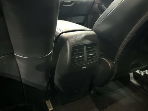 Certified 2025 Ford Escape ST-Line w/ Tech Pack #1 FWD image 31