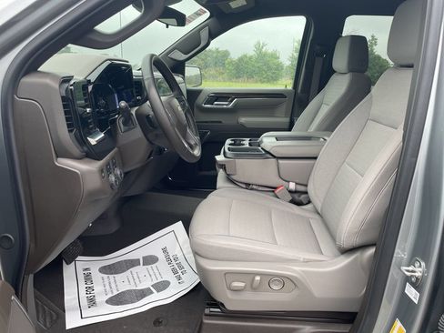 Used 2024 Chevrolet Silverado 1500 LT AWD/4WD image 15