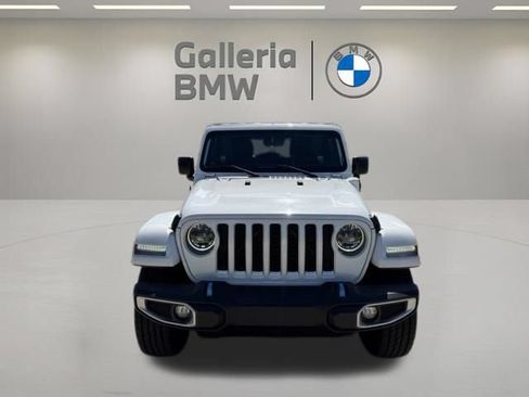 Used 2023 Jeep Wrangler Unlimited Sahara AWD/4WD image 4