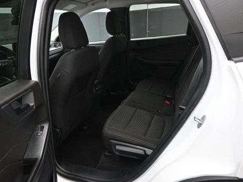 Used 2024 Ford Escape Active image 19