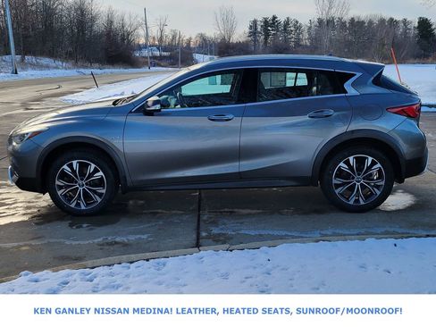 Used 2018 INFINITI QX30 Premium w/ Cargo Package image 6
