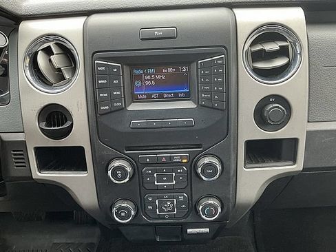Used 2013 Ford F150 XLT w/ Mid Equipment Group RWD image 22