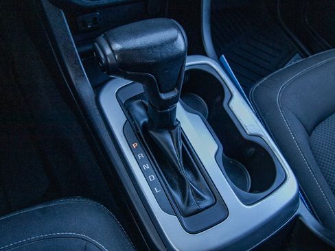 Used 2019 Chevrolet Colorado LT w/ LT Convenience Package AWD/4WD image 19