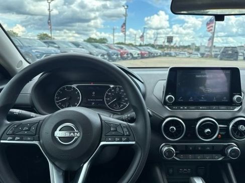 Used 2024 Nissan Sentra SV FWD image 25