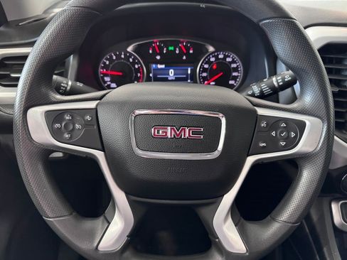 Certified 2023 GMC Acadia SLE w/ Driver Convenience Package image 13