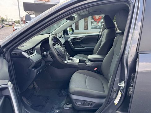Used 2024 Toyota RAV4 XLE AWD/4WD image 10