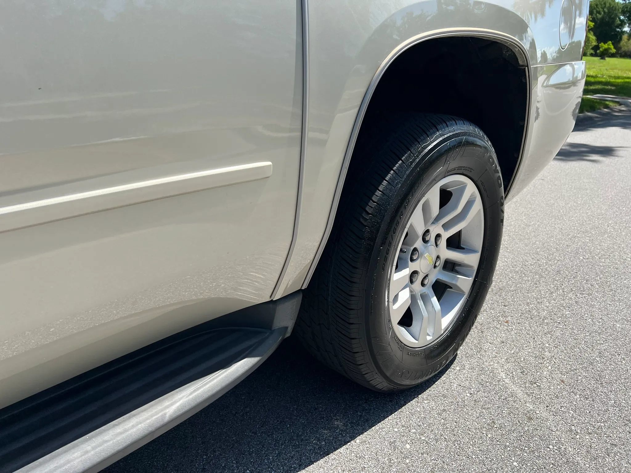 Used 2016 Chevrolet Suburban LT RWD image 58