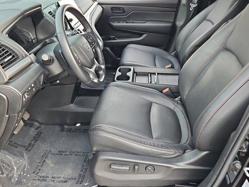 Used 2023 Honda Odyssey Sport image 9