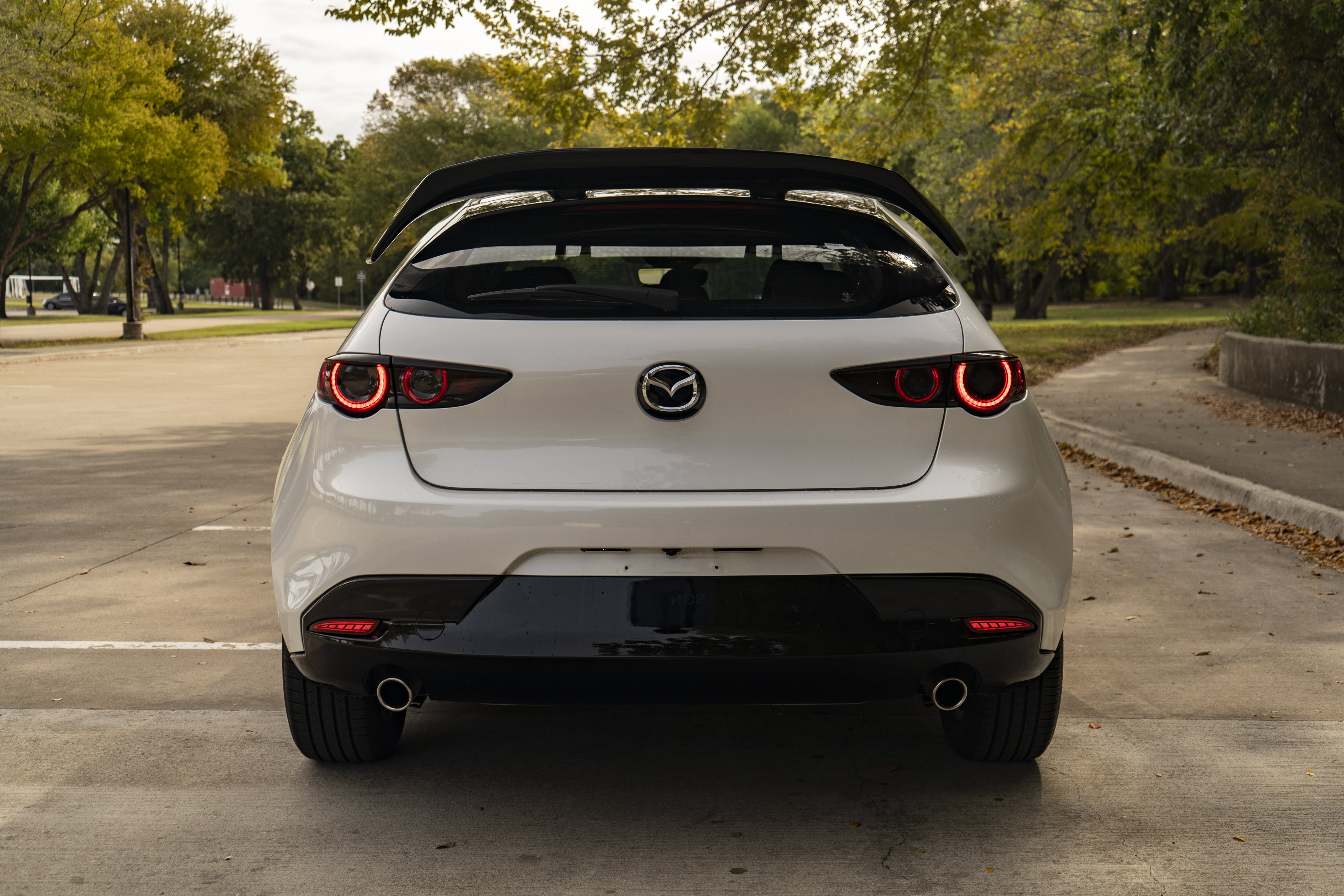 Used 2022 MAZDA MAZDA3 s FWD image 8