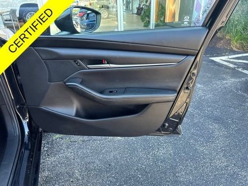 Used 2023 MAZDA MAZDA3 s FWD image 25