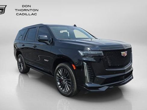 Certified 2023 Cadillac Escalade V AWD/4WD image 7