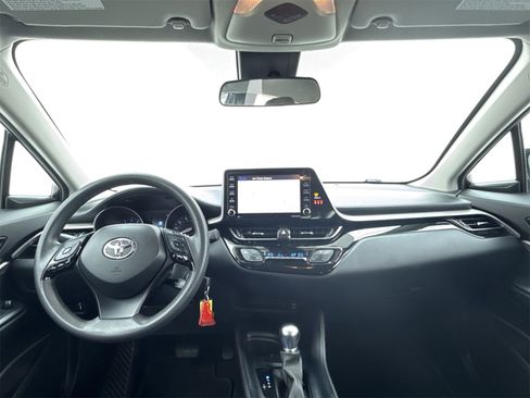 Used 2021 Toyota C-HR LE image 19