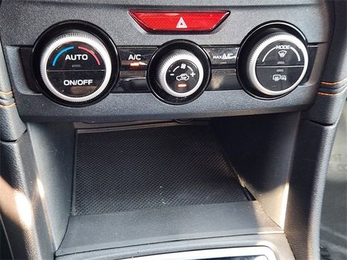 Certified 2021 Subaru Crosstrek 2.5i Limited w/ Moonroof Package 2 image 19