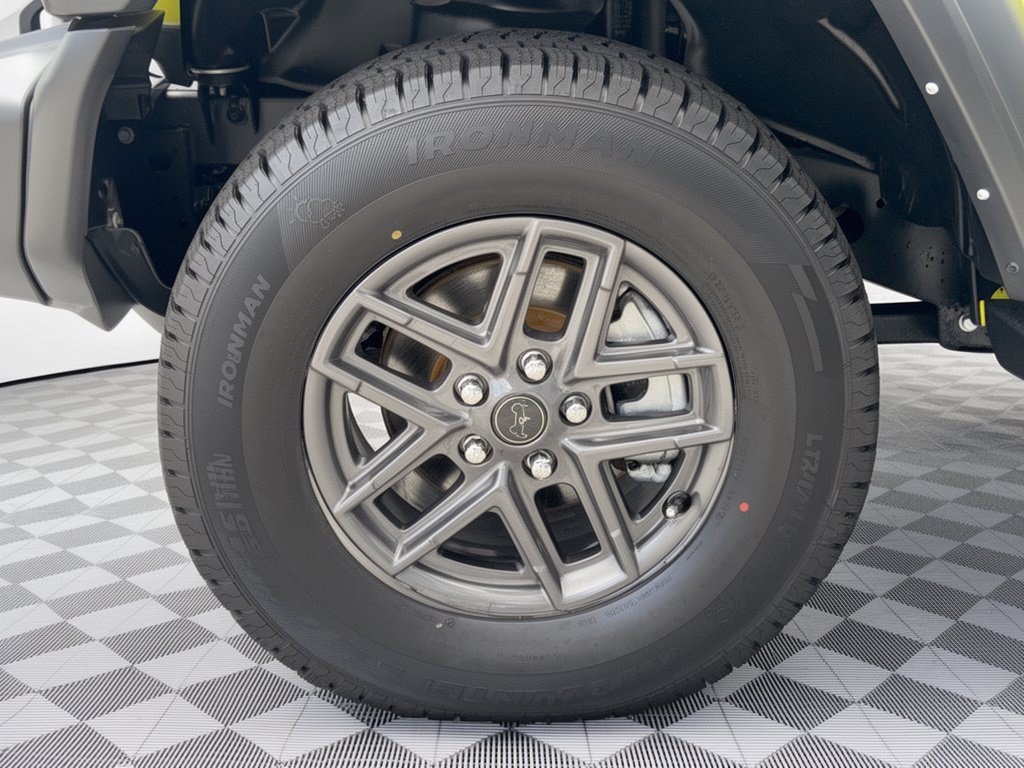 Used 2024 Jeep Wrangler Unlimited Sport AWD/4WD image 13