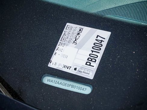 Certified 2023 Audi e-tron Premium Plus w/ Premium Plus Package image 29