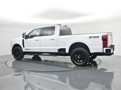 New 2026 Ford F250 XLT w/ XLT Premium Package AWD/4WD image 6