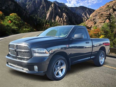 Used 2016 RAM 1500 Express image 5