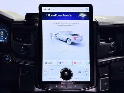 Used 2023 Ford F150 Lightning Platinum image 11