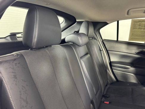 Used 2025 Mitsubishi Eclipse Cross SE AWD/4WD image 35