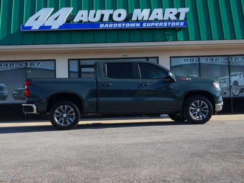 Used 2025 Chevrolet Silverado 1500 LT w/ Z71 Off-Road Package AWD/4WD image 2