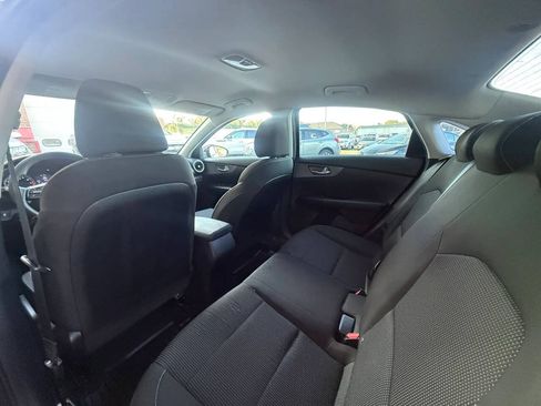 Used 2019 Kia Forte Sedan FWD image 16