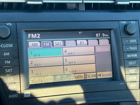 Used 2010 Toyota Prius Five image 15