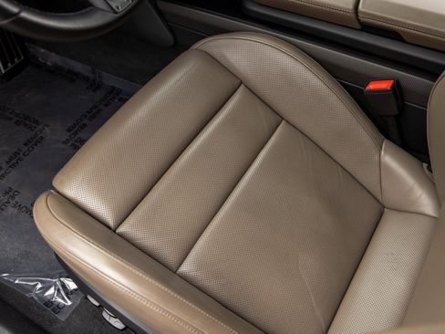 Certified 2021 Porsche Taycan Turbo S image 26