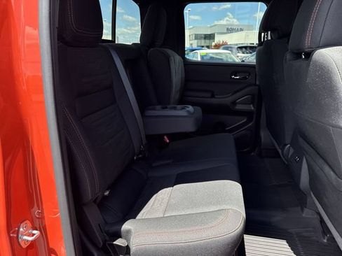 Used 2025 Nissan Frontier PRO-4X w/ Interior Protection Package AWD/4WD image 15