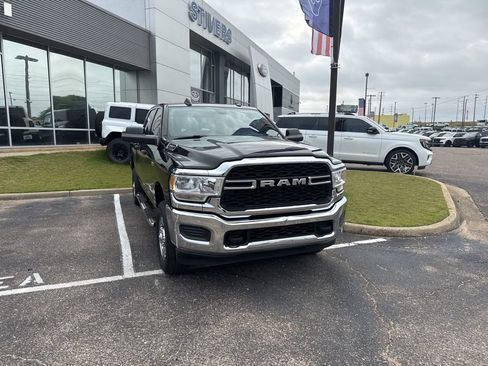 Used 2021 RAM 2500 Tradesman AWD/4WD image 3