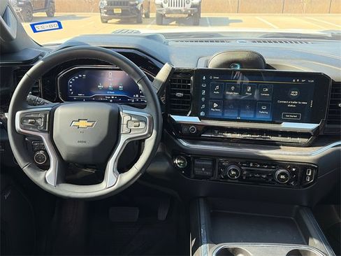 Used 2025 Chevrolet Silverado 3500 LTZ w/ LTZ Texas Edition image 10