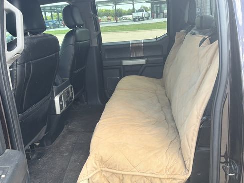 Used 2018 Ford F150 Lariat w/ Equipment Group 502A Luxury AWD/4WD image 3