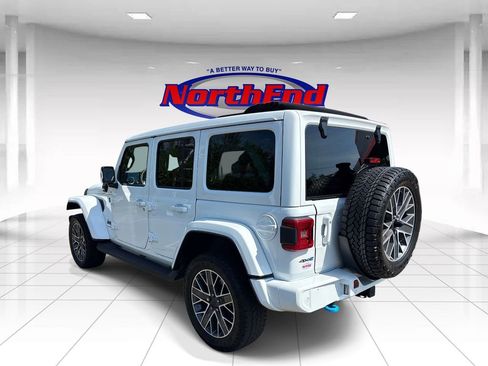 Used 2024 Jeep Wrangler High Altitude AWD/4WD image 5