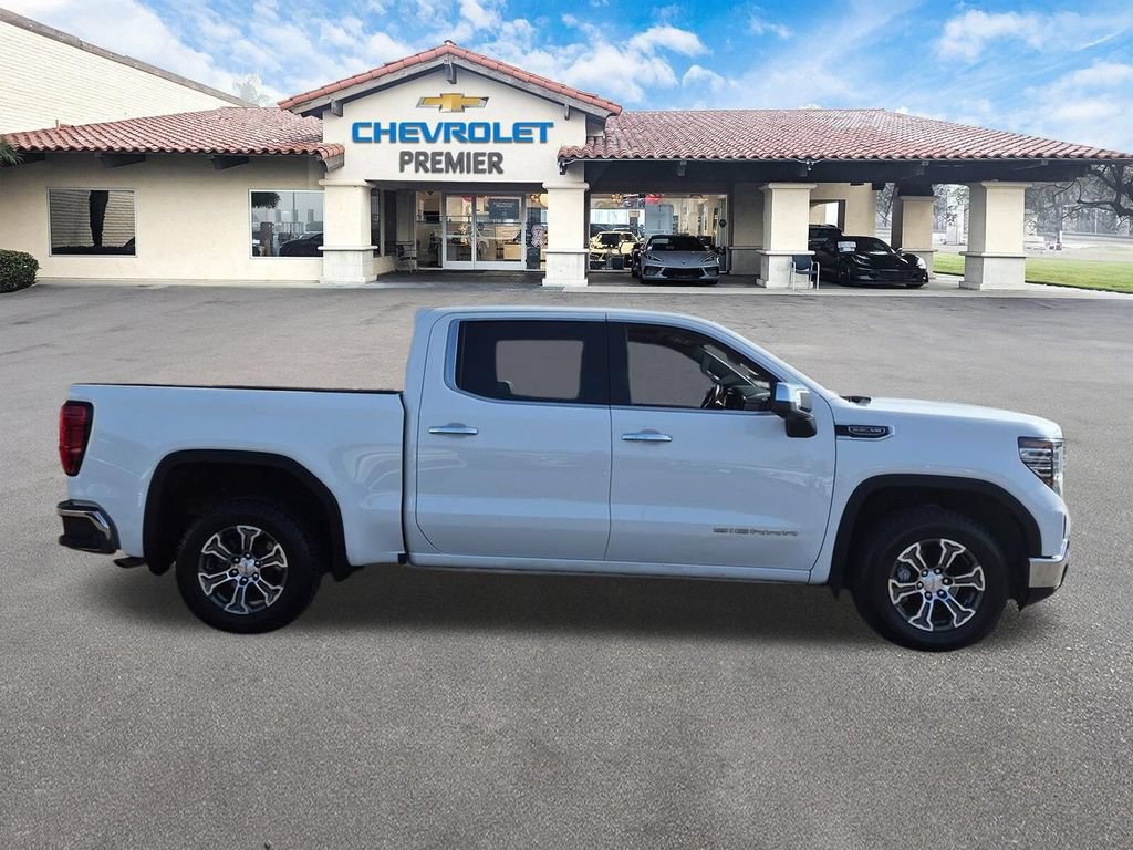 Used 2025 GMC Sierra 1500 SLT RWD image 9