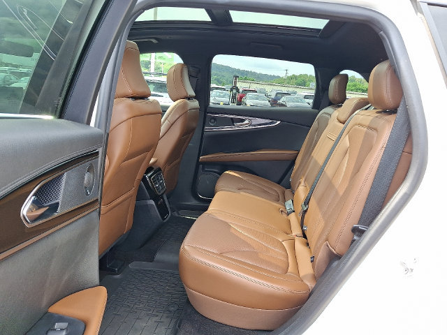 Used 2021 Lincoln Nautilus Reserve AWD/4WD image 10