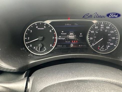 Used 2023 Nissan Sentra SV w/ All-Weather Package FWD image 5