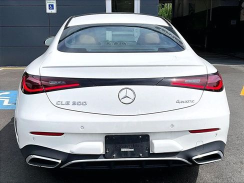 Used 2025 Mercedes-Benz CLE 300 4MATIC Coupe image 5