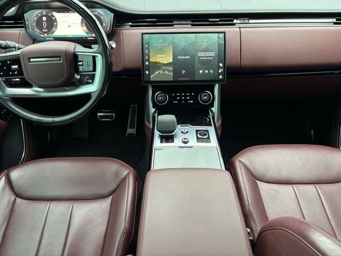 Used 2023 Land Rover Range Rover Long Wheelbase Autobiography AWD/4WD image 10