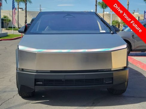 Used 2024 Tesla Cybertruck AWD Crew Cab image 27
