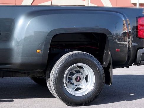 Used 2017 GMC Sierra 3500 Denali w/ Duramax Plus Package image 13