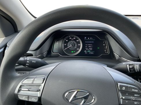 Used 2022 Hyundai Ioniq Blue FWD image 13