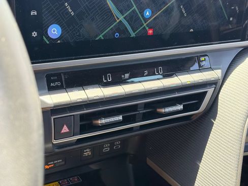Used 2026 Toyota Camry Hybrid w/ Multimedia Upgrade Package FWD image 8