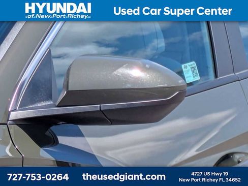 Used 2025 Hyundai Tucson SE FWD image 11