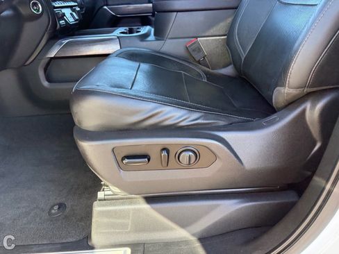 Used 2020 Chevrolet Silverado 1500 LTZ w/ LTZ Plus Package image 20