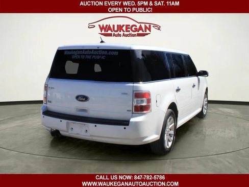 Used 2010 Ford Flex SEL image 4